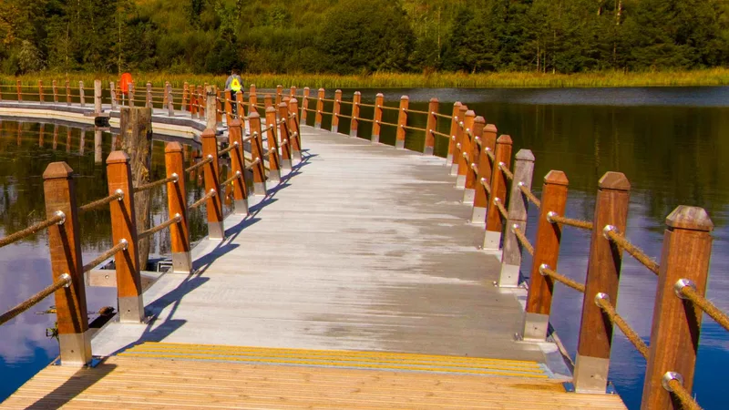 Acres Lake Floating Boardwalk
